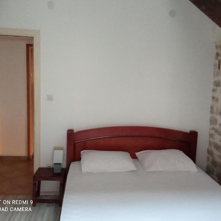 Apartments Historic Stone House Kotor Bagian luar foto