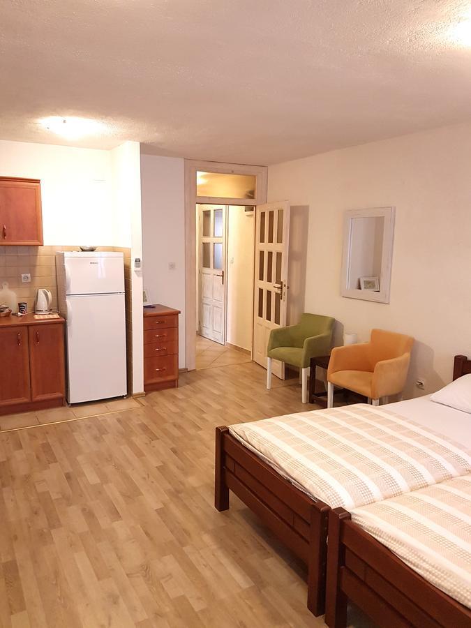 Apartments Historic Stone House Kotor Bagian luar foto